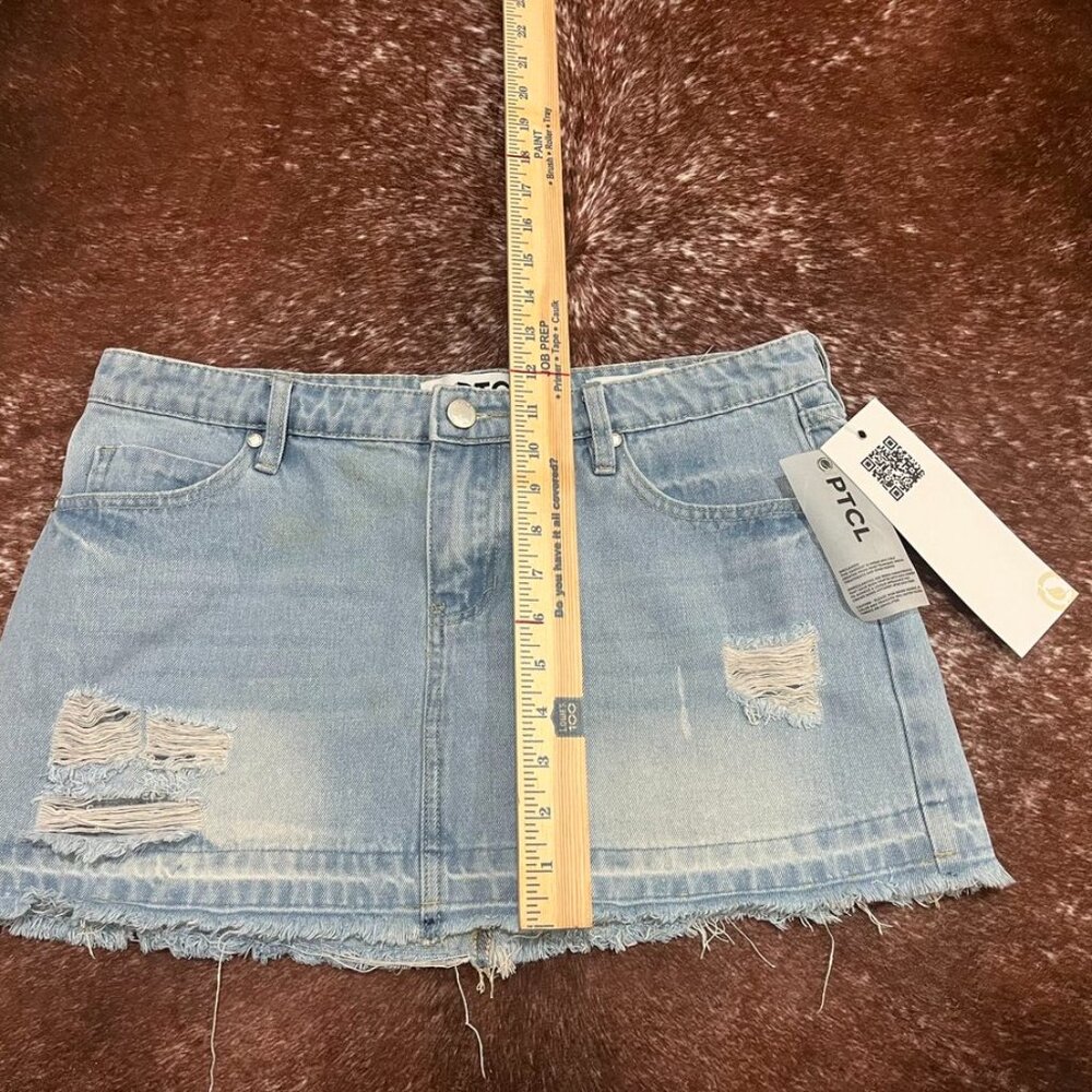 PTCL Distressed Frayed Hem Denim Mini Skirt Light Wash Blue L NWT - Picture 11 of 16